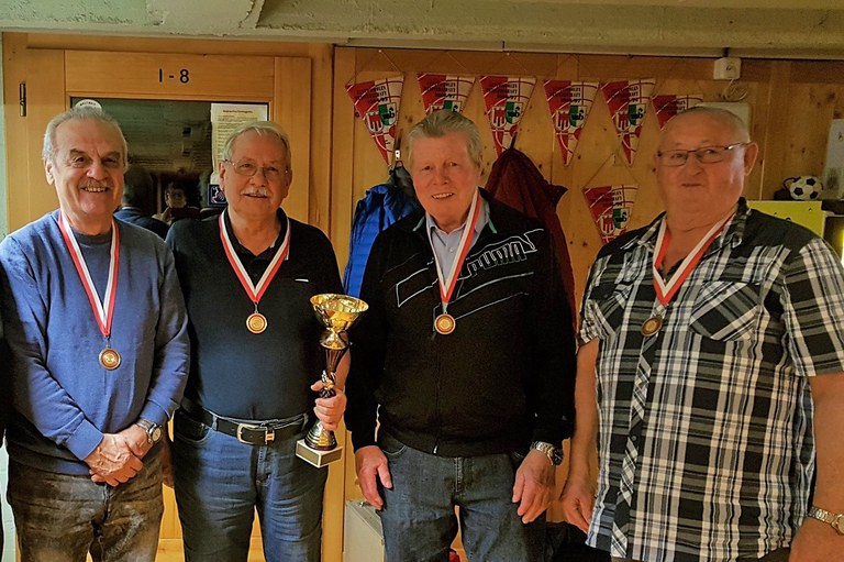 Vl. Linder Siegfried, Macek Georg, Roth Rudi u. Riezler Meinrad.