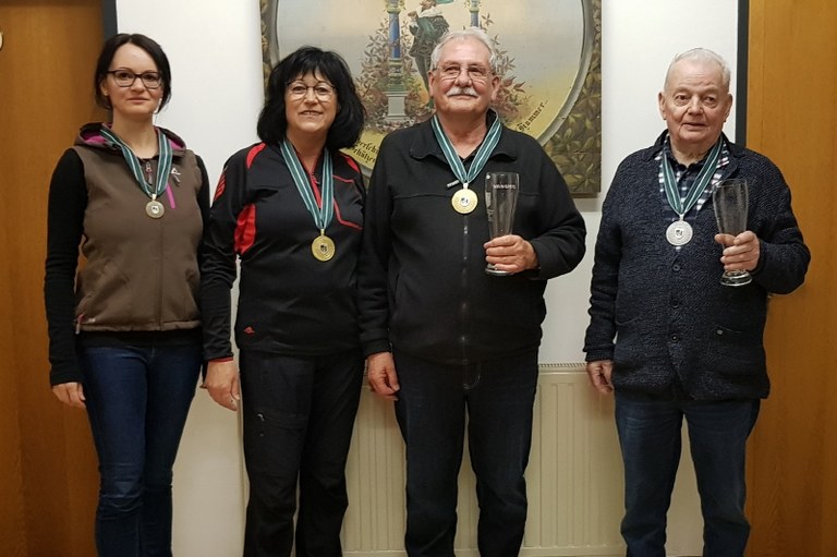 v.l.  Diana Rudolph, Waltraud Vögel, Georg Macek u. Josef Kessler.