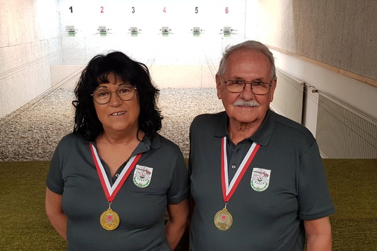 vl.  Waltraud Vögel  und Georg Macek                            Foto  SG Rankweil