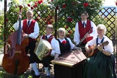 Mariensingen der Trachtengruppe Rankweil