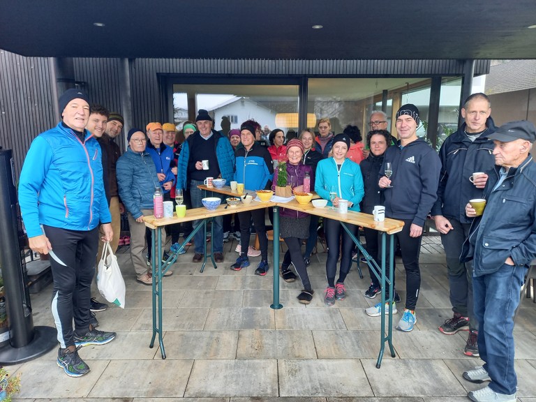 Laufgruppe beim Silvesterlauf