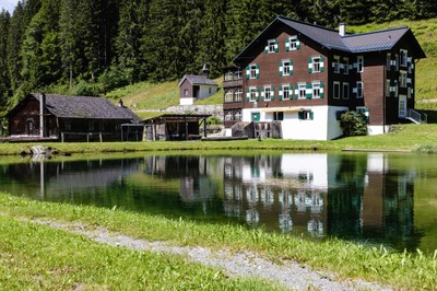 Zum Abkühlen in die Höhe Zum Abkühlen in die Höhe