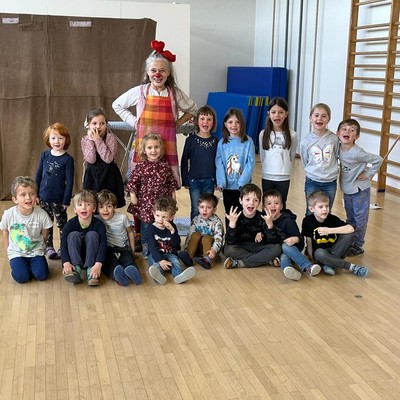 Clownfrau Blombiene - Gefahren im Haushalt