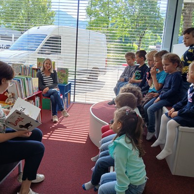 Besuch in der Bücherei