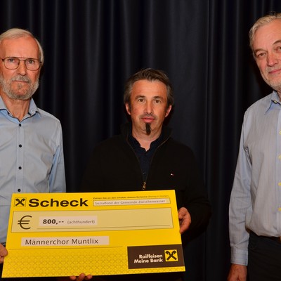 Männerchor Muntlix spendet