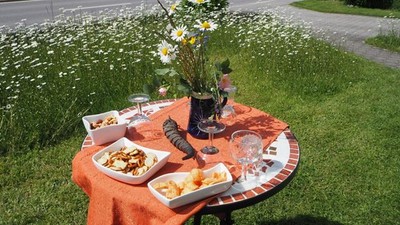 Bänkle Hock Schnetzer 1.JPG
