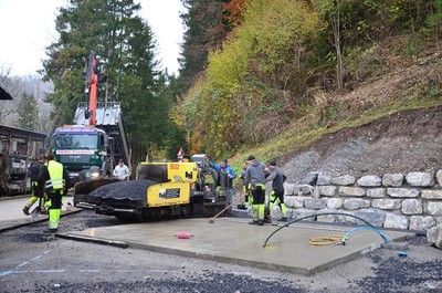 Platz für Salzsilo asphaltieren 211119 (11) (Copy).jpg