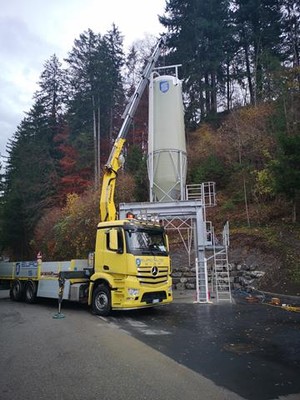 Salzsilo aufstellen 28.11 (9) (Copy).jpg