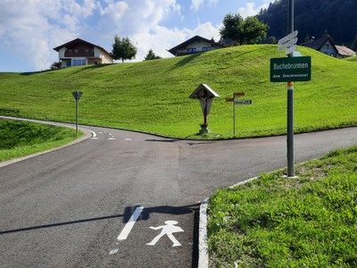 Boden fertigstellung incl. Straßenmarkierung (2).jpg