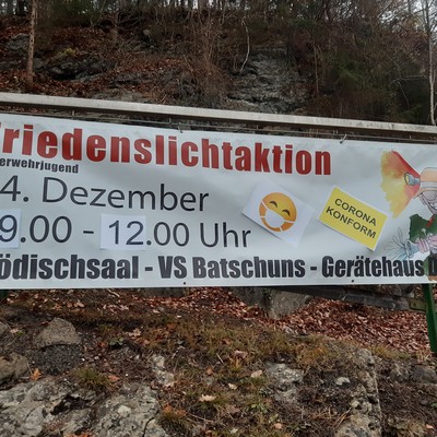 Friedenslichtaktion der Feuerwehrjugend Zwischenwasser