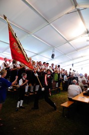 Feuerwehrfest Zwischenwasser - Fahrzeugweihe und Festumzug