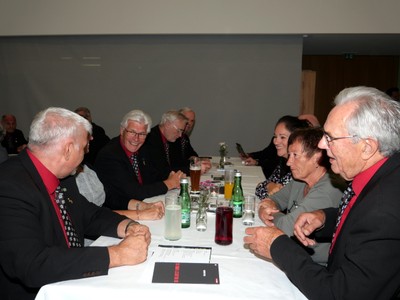 Ehrung Männerchor 201023.9.JPG