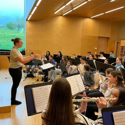 Probe zukünftige Jungmusikanten (1).jpg