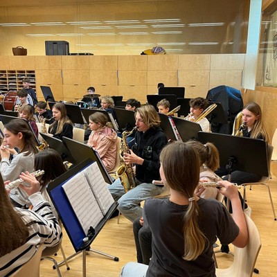 Probe zukünftige Jungmusikanten (3).jpg