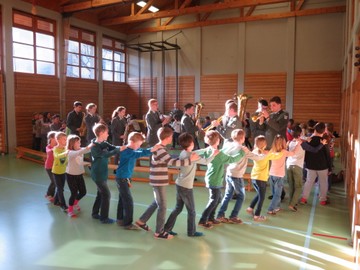 Vorarlberger Militärmusik in der VS Batschuns