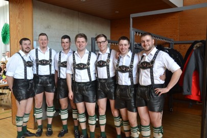 30. Schuhplattler Kränzle mit Ball am 02.02.19