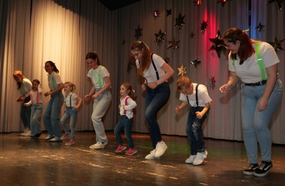 33. Schuhplattler Kränzle mit Ball