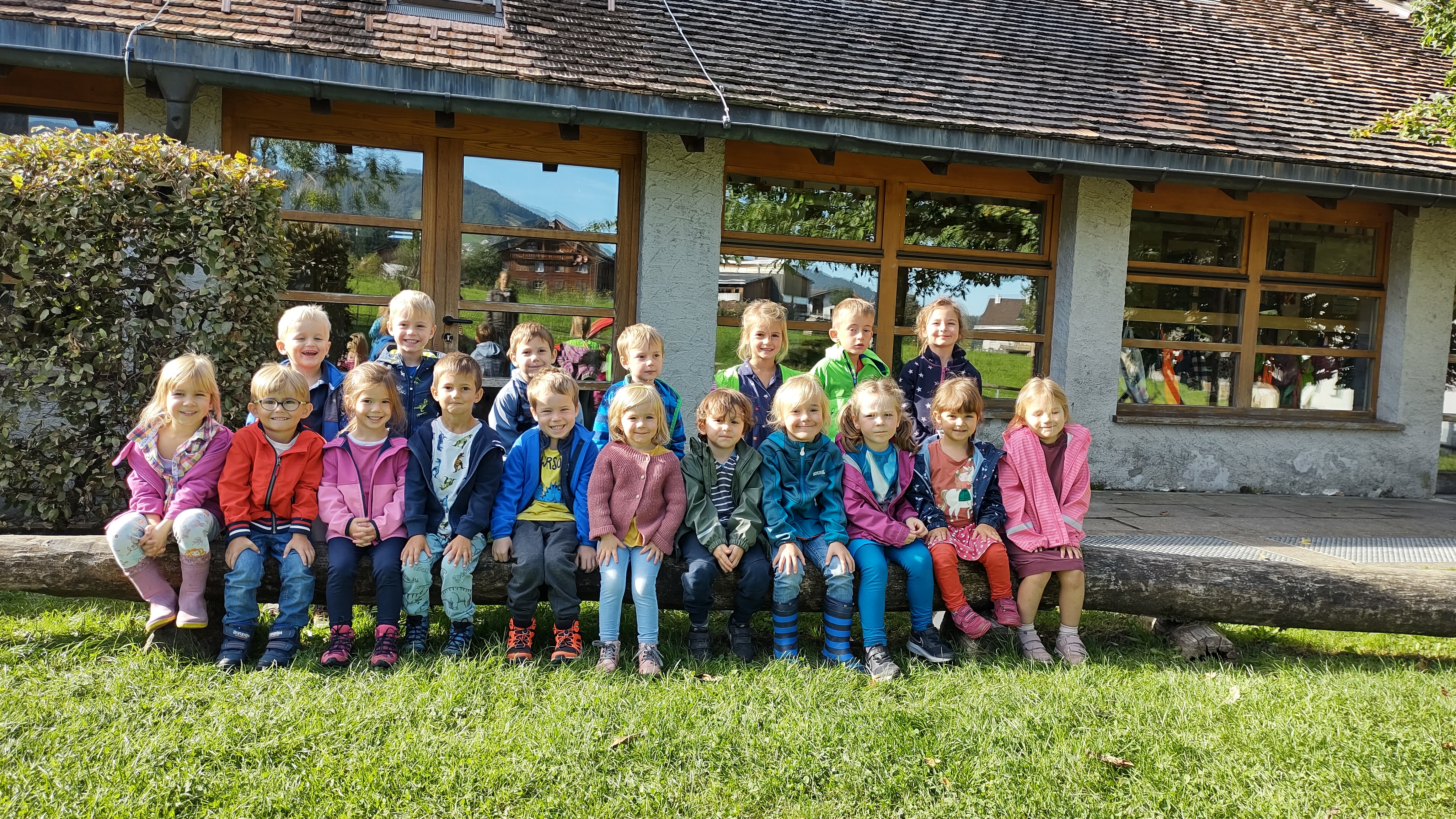 Gruppenfoto Umweltforscher.jpg