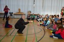 Kinder spielen mit H. Fluri  8.JPG