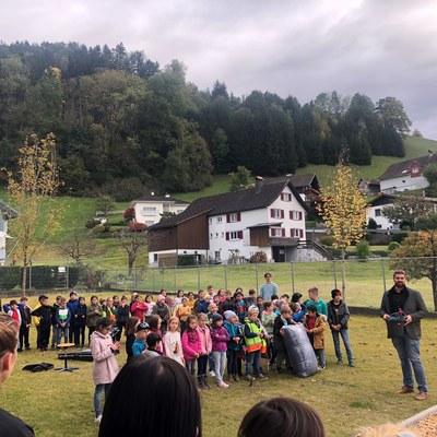 offizelle Übergabe grünes Klassenzimmer 211019_4.jpg