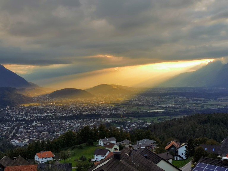 Regio Vorderland-Feldkirch Sonnenstrahl - Kirchengast.jpg